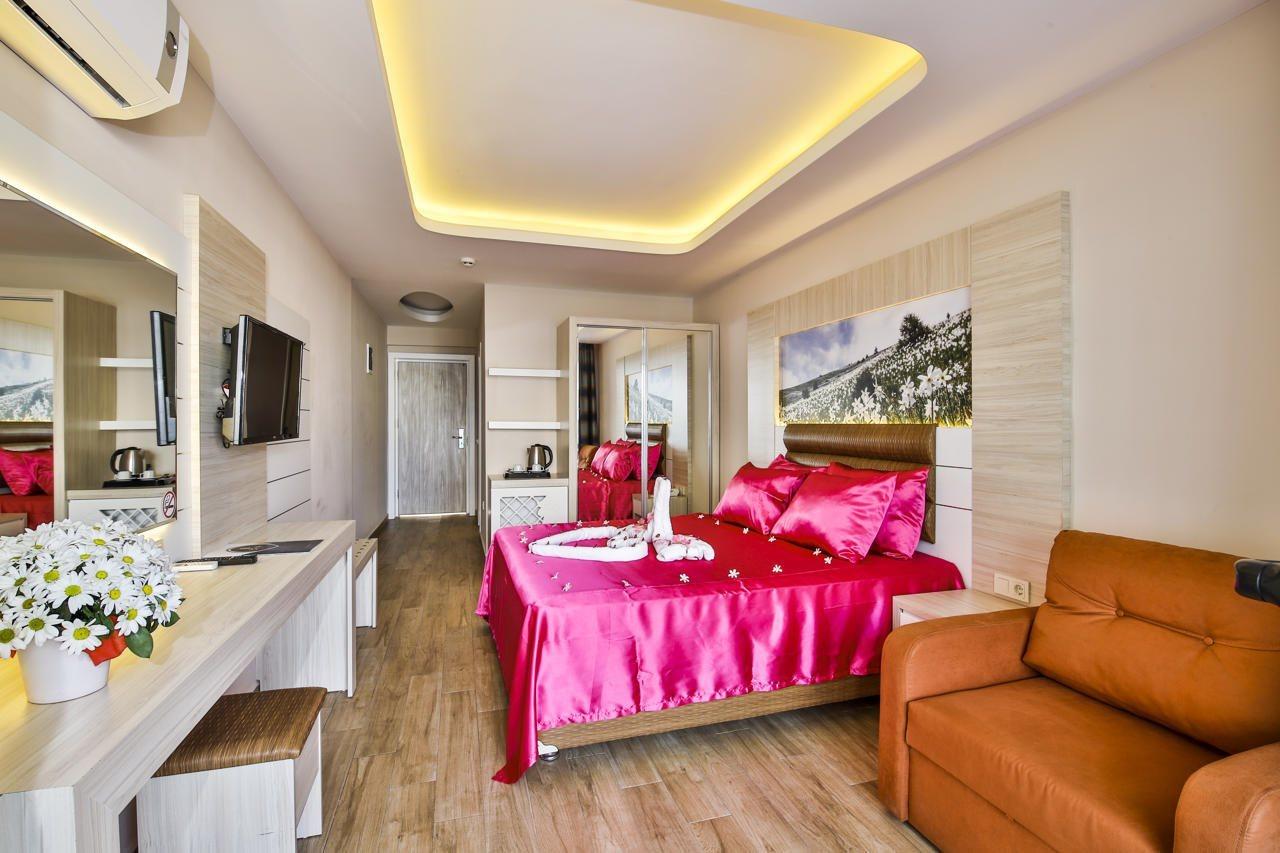Konakli Nergis Hotel Alanya Eksteriør bilde